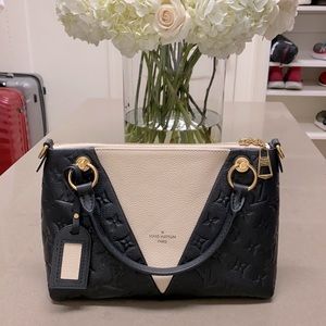 Louis Vuitton purse
